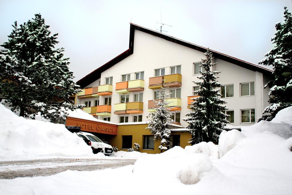 Hotel Cingov Slovensky Raj Спишска-Нова-Вес Экстерьер фото